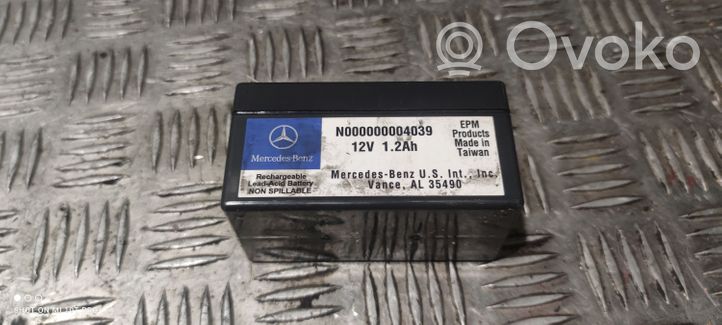 Mercedes-Benz ML W164 Akumuliatorius N000000004039