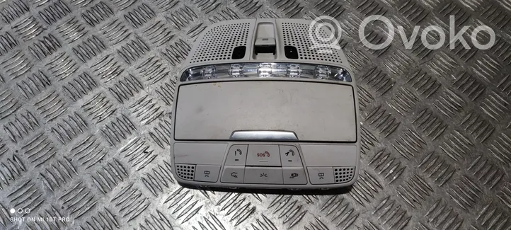 Mercedes-Benz C W205 Illuminazione sedili anteriori A0008275323