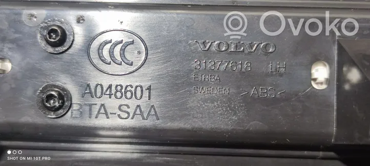 Volvo S90, V90 Отделка заднего порога (внутренняя) 31377618