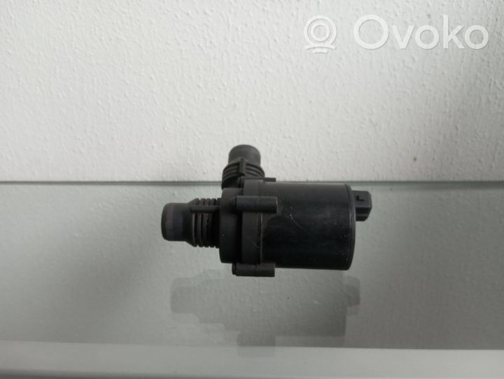 BMW X5 E70 Water pump 702078341