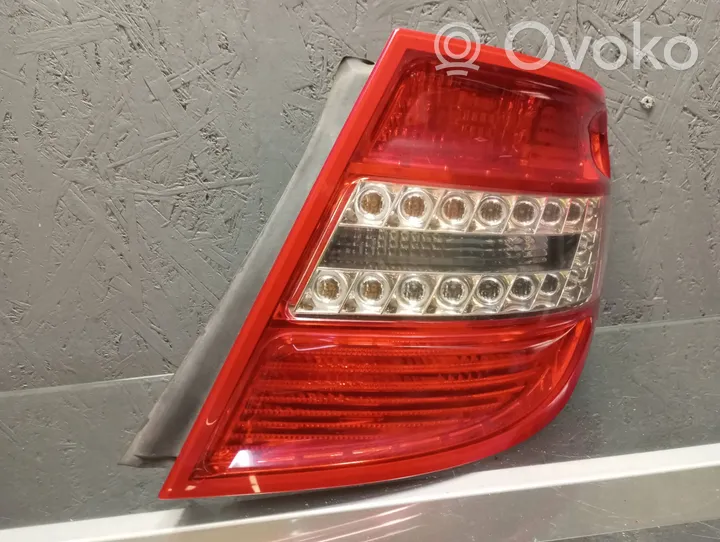 Mercedes-Benz C AMG W204 Luci posteriori 2048204064