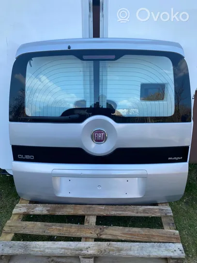 Fiat Qubo Tylna klapa bagażnika FIAT