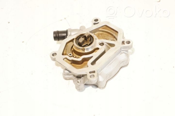 Mercedes-Benz A W176 Alipainepumppu A2701800901