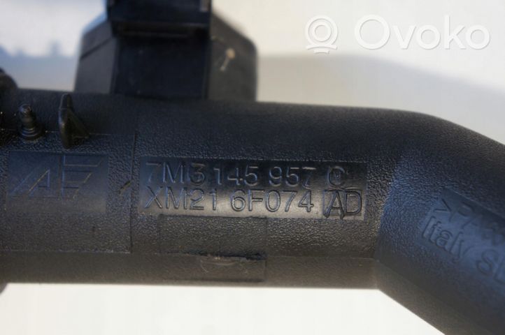 Volkswagen Golf VIII Tube d'admission de tuyau de refroidisseur intermédiaire 7M3145957C