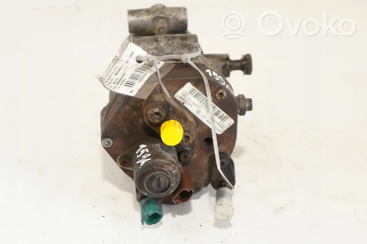 Renault Twingo II Pompe d'injection de carburant à haute pression 8200057225