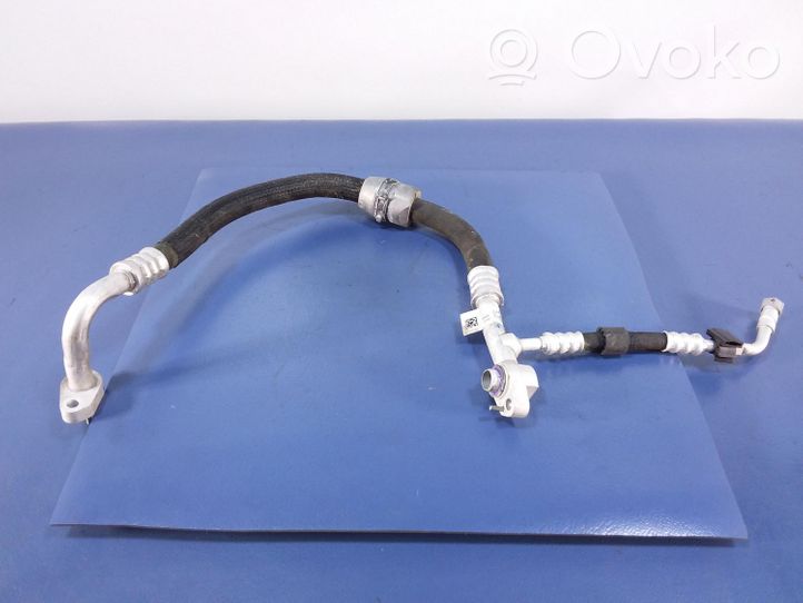 BMW X7 G07 Air conditioning (A/C) pipe/hose 9890401