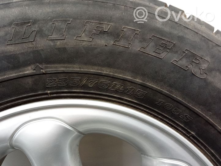 Ford Maverick R17 alloy rim 01