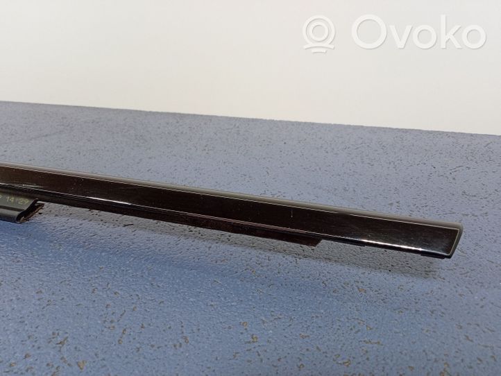 BMW 5 G30 G31 Pezzo della carrozzeria anteriore 7404029