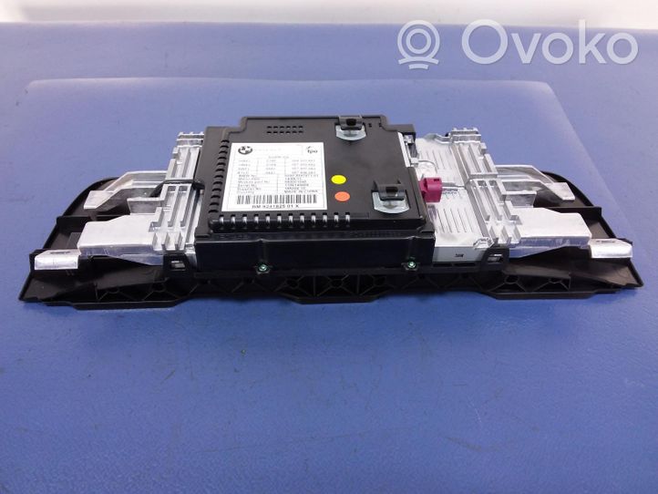 BMW 5 F10 F11 Panel / Radioodtwarzacz CD/DVD/GPS 9247871