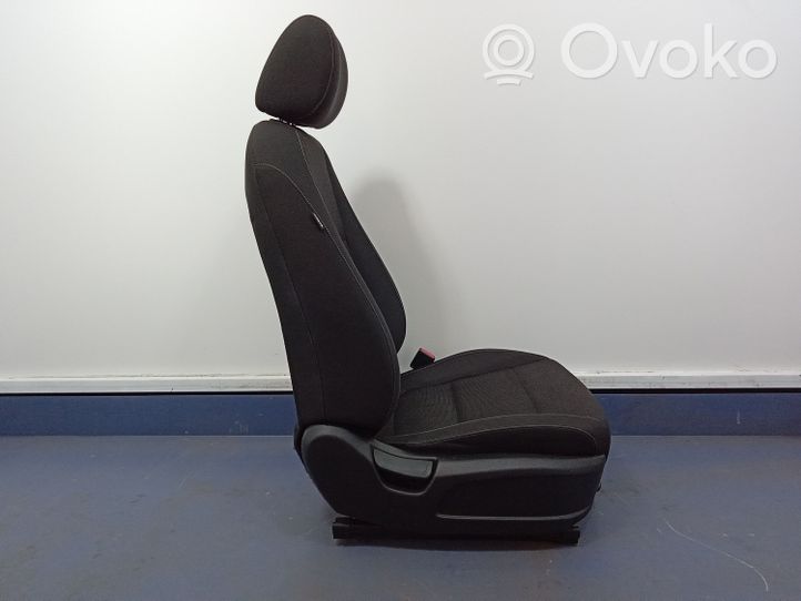 KIA Rio Front passenger seat 01