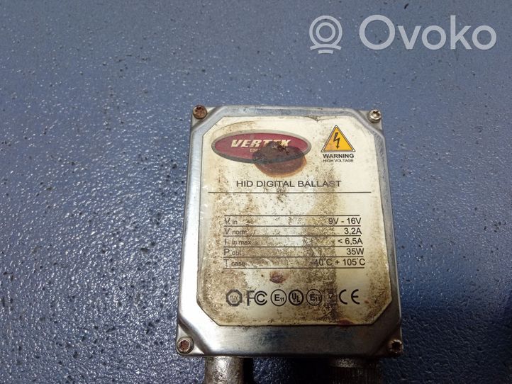 Volvo S40, V40 Module convertisseur de tension 01