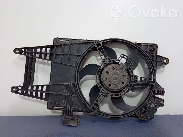 Fiat Idea Ventilateur de refroidissement de radiateur électrique 823700600