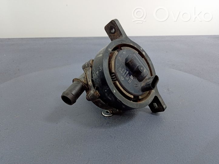 Opel Insignia B Bomba de agua 13517418