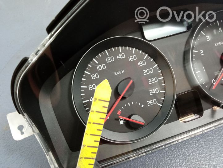 Volvo S40 Geschwindigkeitsmesser Cockpit 31254775