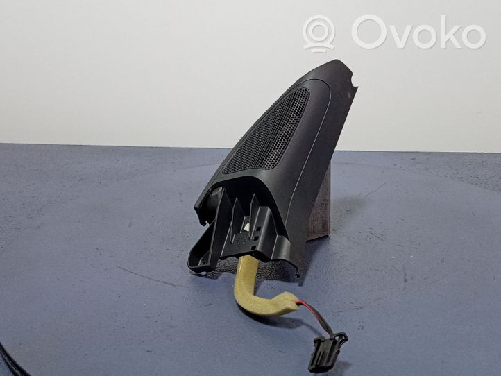 Volkswagen Golf VI Subwoofer-bassokaiutin 5k0837986