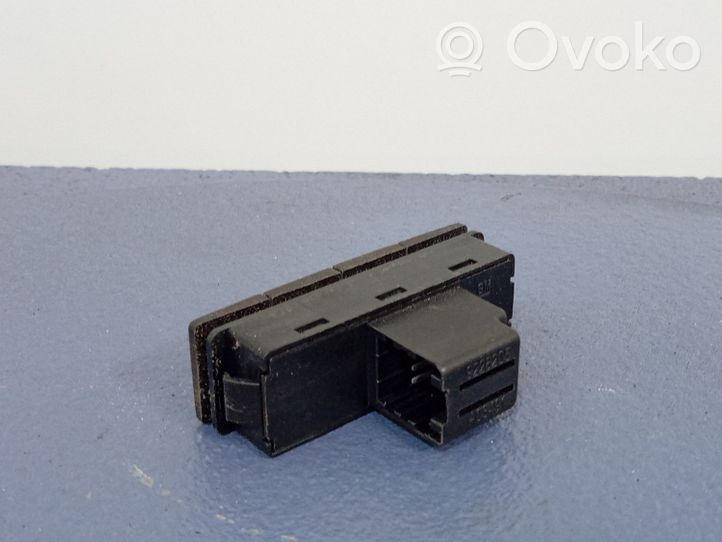 Opel Signum Seat heating switch 9226205