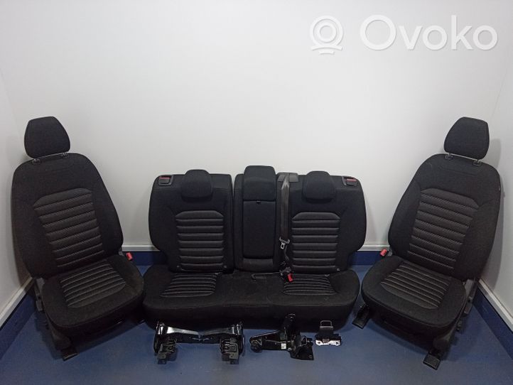 Ford Mondeo MK V Set sedili 01