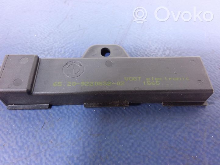 BMW X5M F85 Antenne GPS 9220832