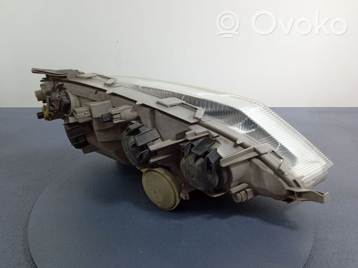 Mercedes-Benz Vaneo W414 Lampa przednia A4148200061