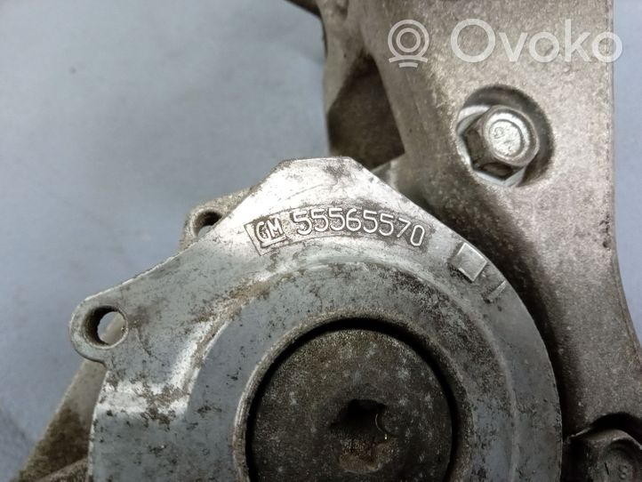 Opel Meriva B Poduszka silnika 55565570