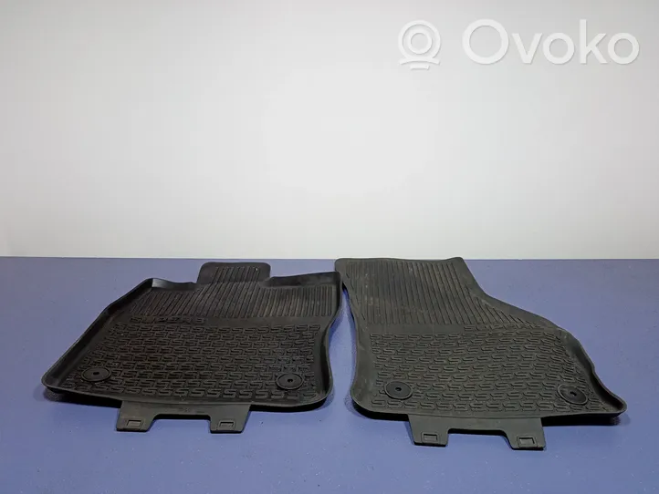 3V1862435 Skoda Superb B8 (3V) Front floor carpet liner, 56.47 € | RRR 