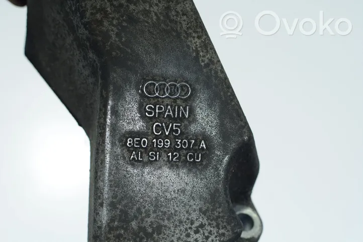 Audi A4 S4 B7 8E 8H Valvola di depressione sul supporto motore 8E0199307A