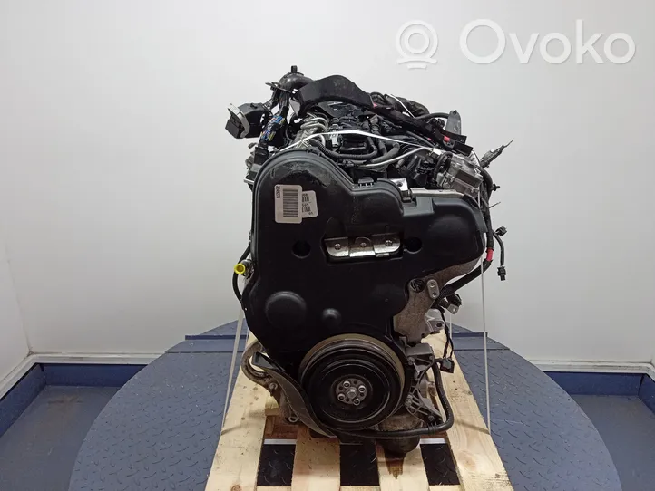 Volvo V40 Moottori D4204T8