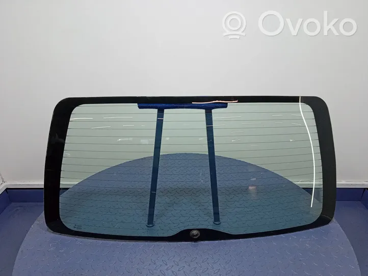 Volkswagen Caddy Rear windscreen/windshield window 01