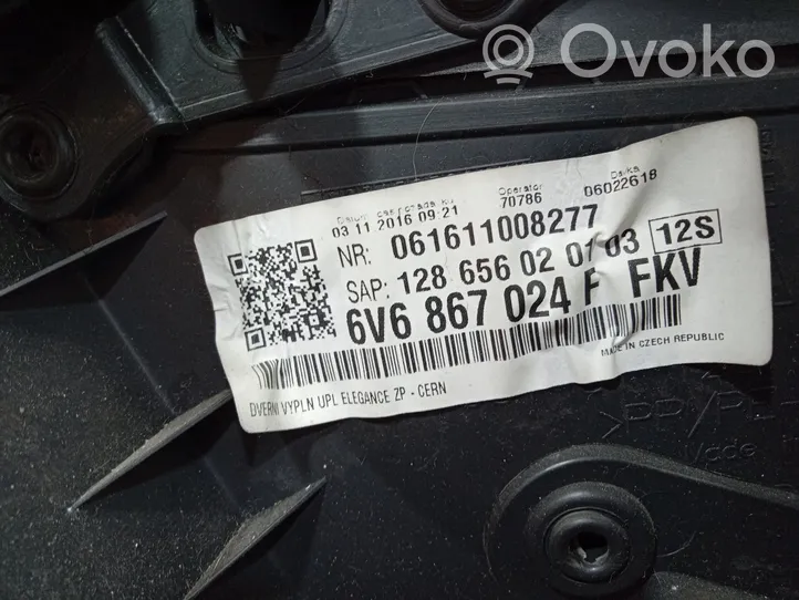 Skoda Fabia Mk3 (NJ) Boczki / Tapicerka drzwi / Komplet 6V6867024F