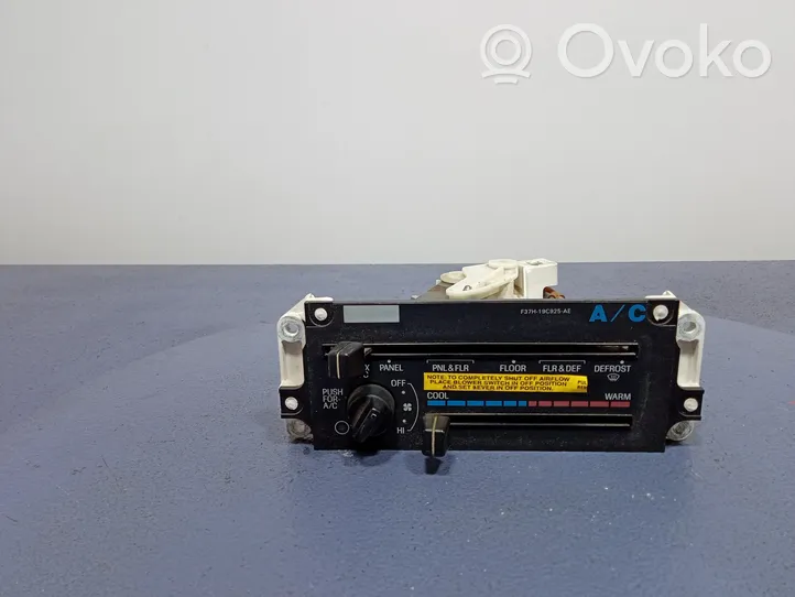 Ford Explorer Oro kondicionieriaus/ klimato/ pečiuko valdymo blokas (salone) F37H-19C925-AE