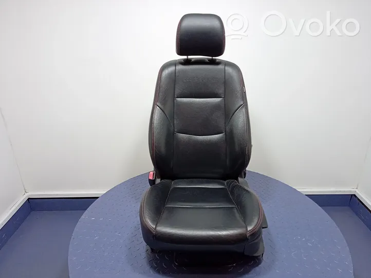 Hyundai i30 Priekšējais vadītāja sēdeklis 01