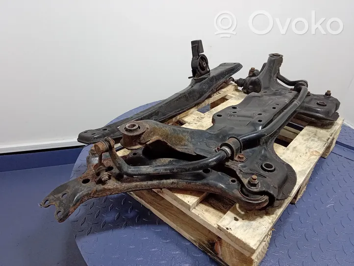 Toyota Avensis T220 Front subframe 01