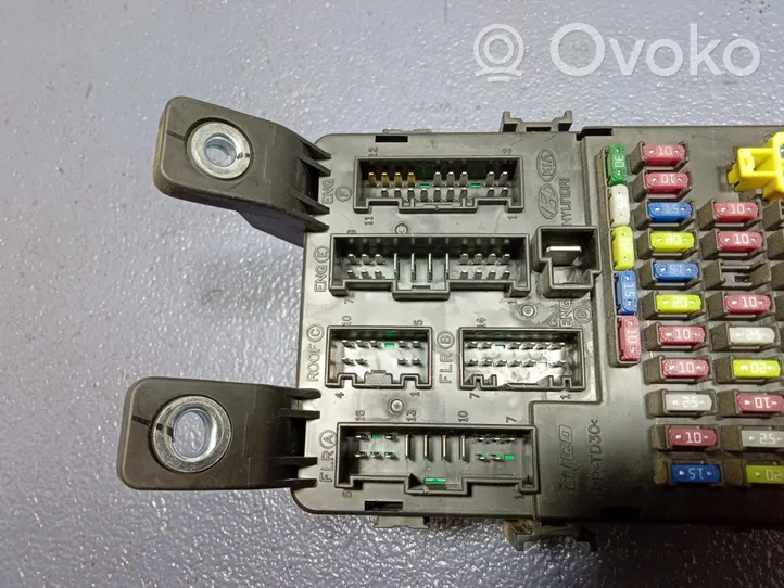 KIA Rio Komputer / Sterownik ECU silnika 39110-26DF0