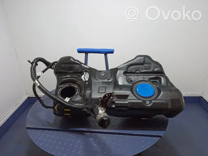 BMW 5 G30 G31 Serbatoio del carburante 56646711