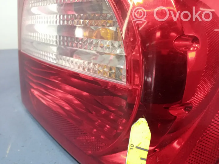 Dodge Caliber Lampa tylna 05303880