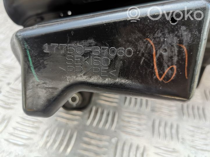 Toyota Prius (XW30) Risuonatore di aspirazione 1775037060