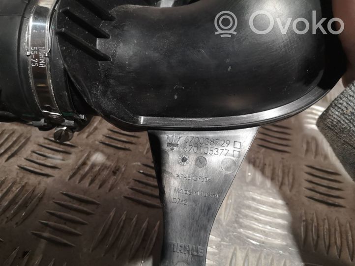 670038729 Maserati Levante Ansaugrohr Ansaugschlauch Turbolader  