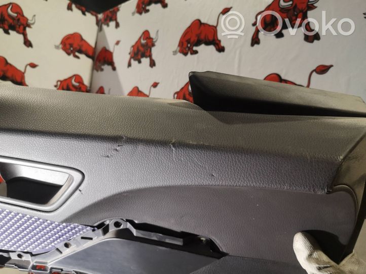 Toyota C-HR Rivestimento del pannello della portiera anteriore 67782X1B25