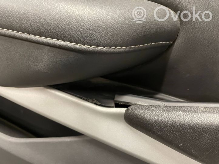 Chevrolet Camaro Boczki / Poszycie drzwi przednich L0247439AB