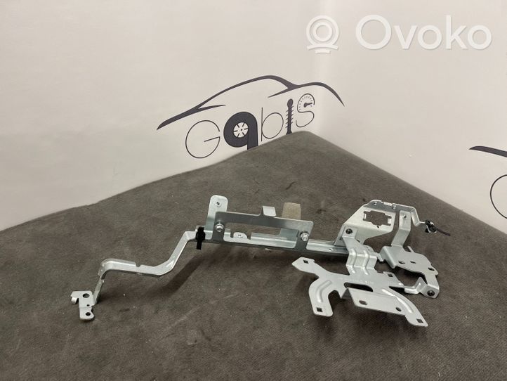 Maserati Levante Supporto nel bagagliaio/baule 670035389