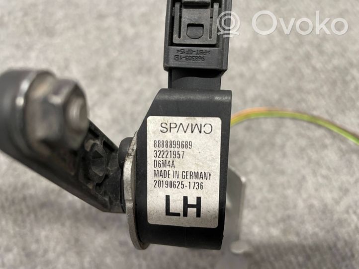 Volvo XC40 Sensore di livello faro/fanale 32221477