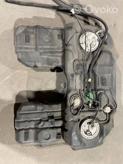 BMW X5 F15 Serbatoio del carburante 15024511