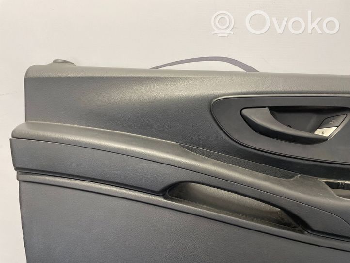 Mercedes-Benz Vito Viano W447 Rivestimento del pannello della portiera anteriore A4477274471