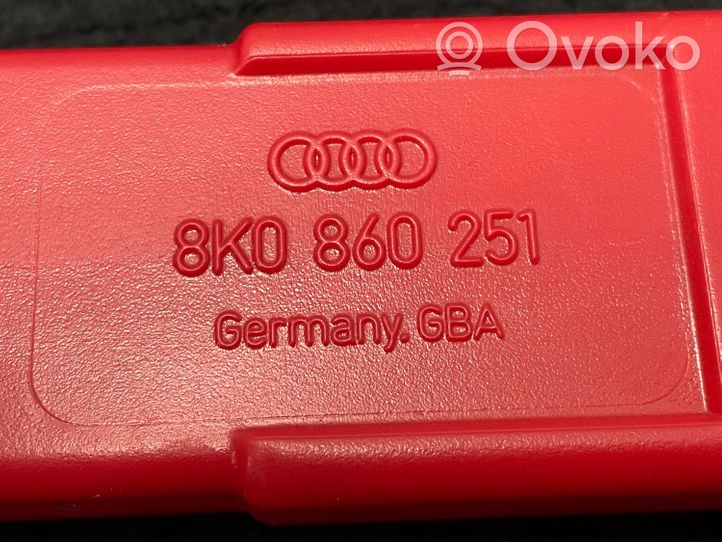 Audi Q3 8U Emergency warning sign 8K0860251