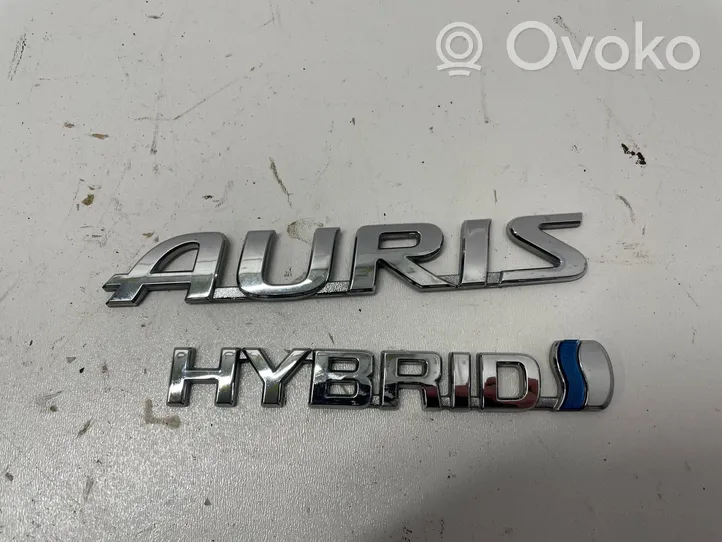 Toyota Auris E180 Logo, emblème de fabricant 