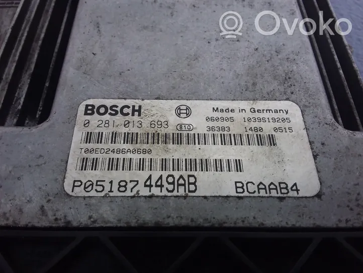 Dodge Caliber Unité de commande, module ECU de moteur 0281013693