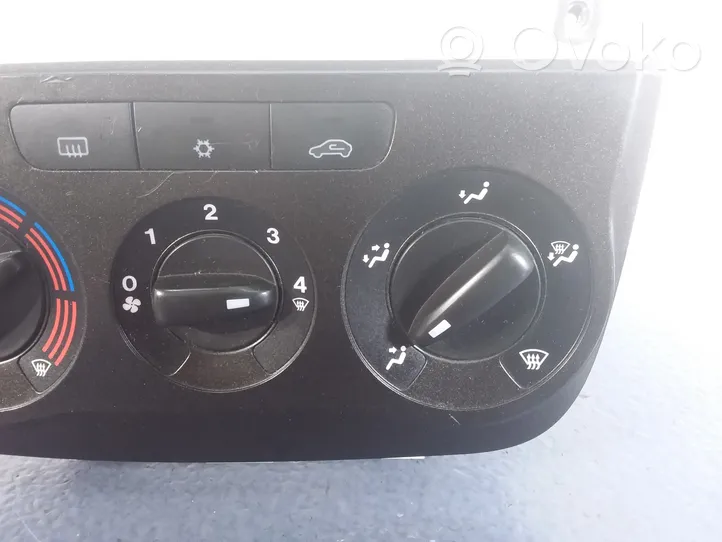 Fiat Punto (199) Climate control unit 5.H038.000.70