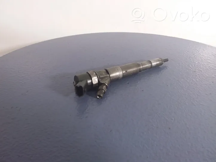 BMW 5 E39 Fuel injector 0445110048