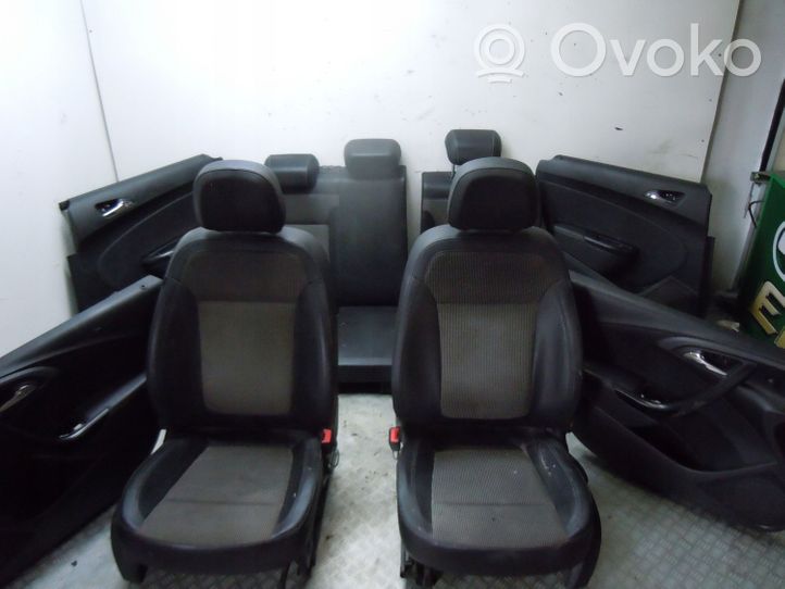 Opel Astra J Set interni 