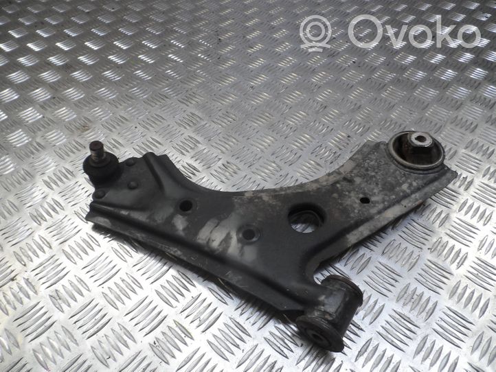 Fiat 500L Triangle bras de suspension inférieur avant 